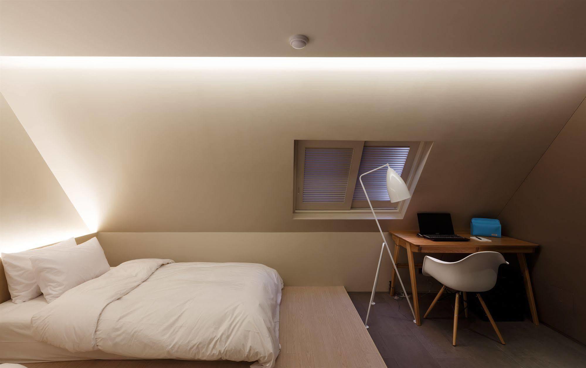 H Hotel